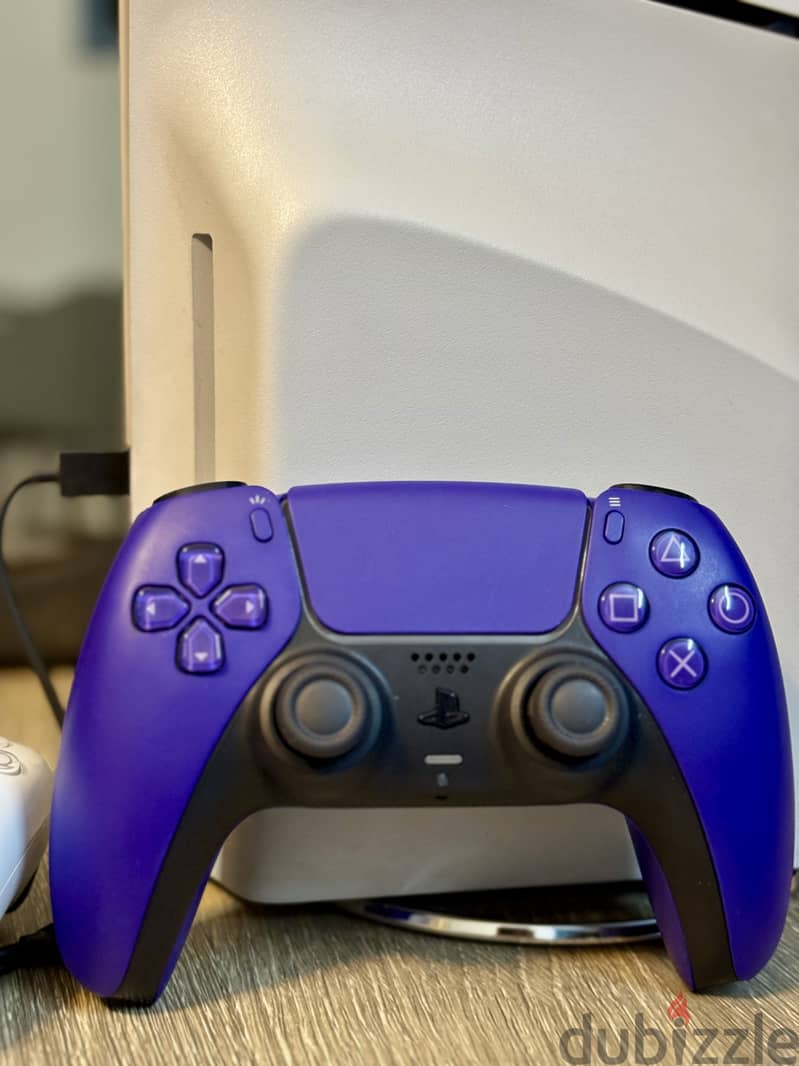 PS5 Slim Disc Edition (Kasr Zero) + Extra Controller + PS plus 6