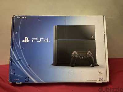 PS4 FAT 500Gb 2 Controllers