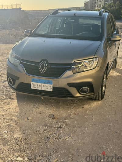 رينو نيو لوجان MCV 2015