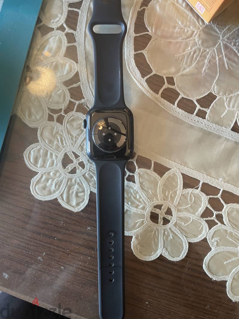 Apple watch series 8 1