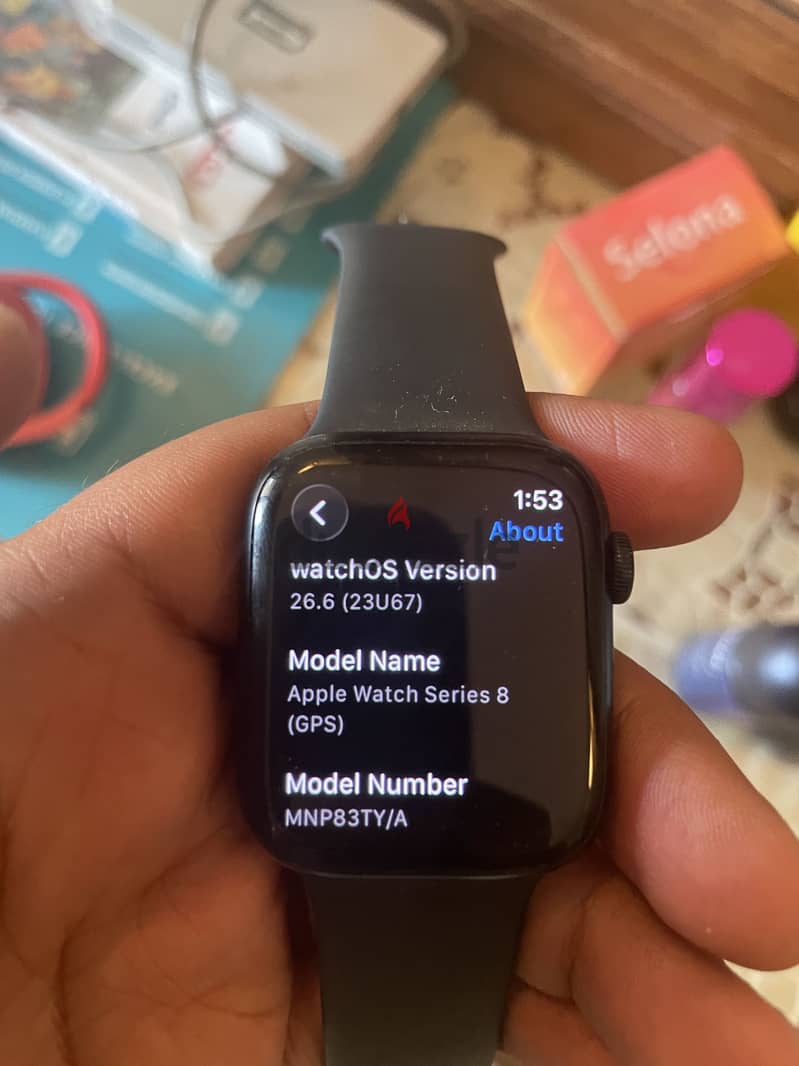 Apple watch series 8 4