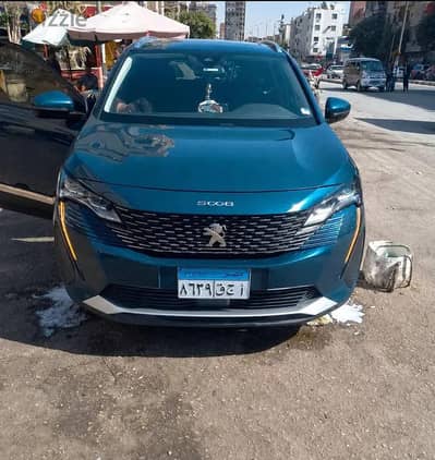 بيجو 5008
