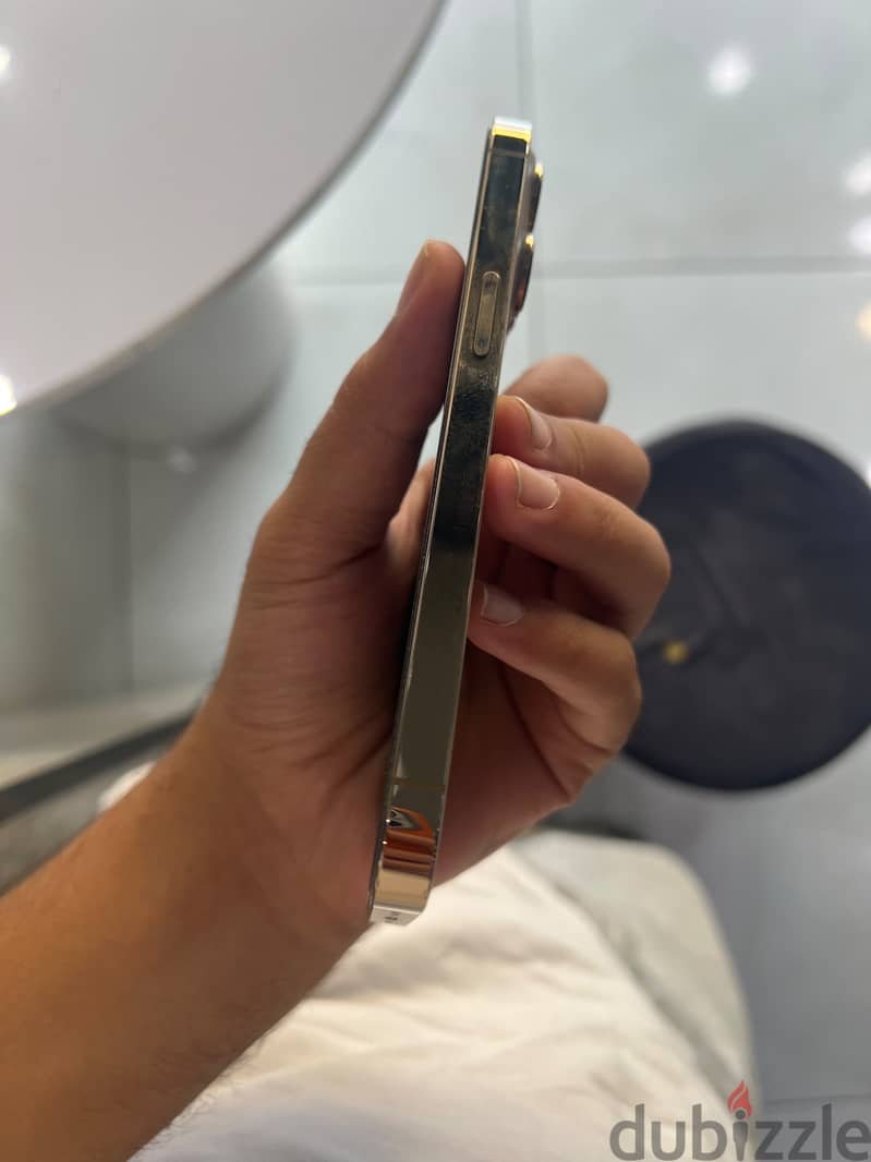 Apple - iPhone 13 Pro 2