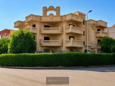 Full Floor for Sale in Sheikh Zayed, 9th District, First Neighborhood, near El Bostan St, 300 sqm, 2nd Floor, Semi-Finished, 3 Beds, 2 Baths