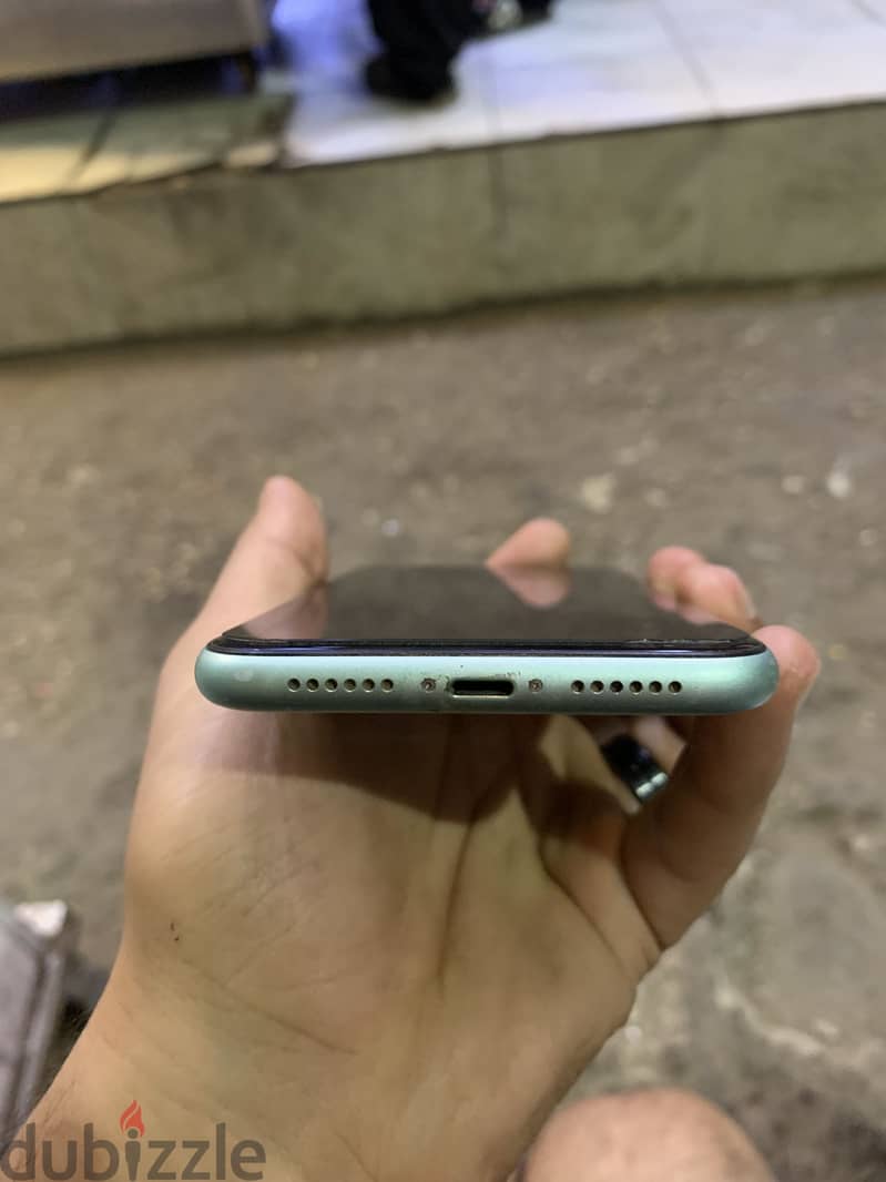 Apple - iPhone 11 2