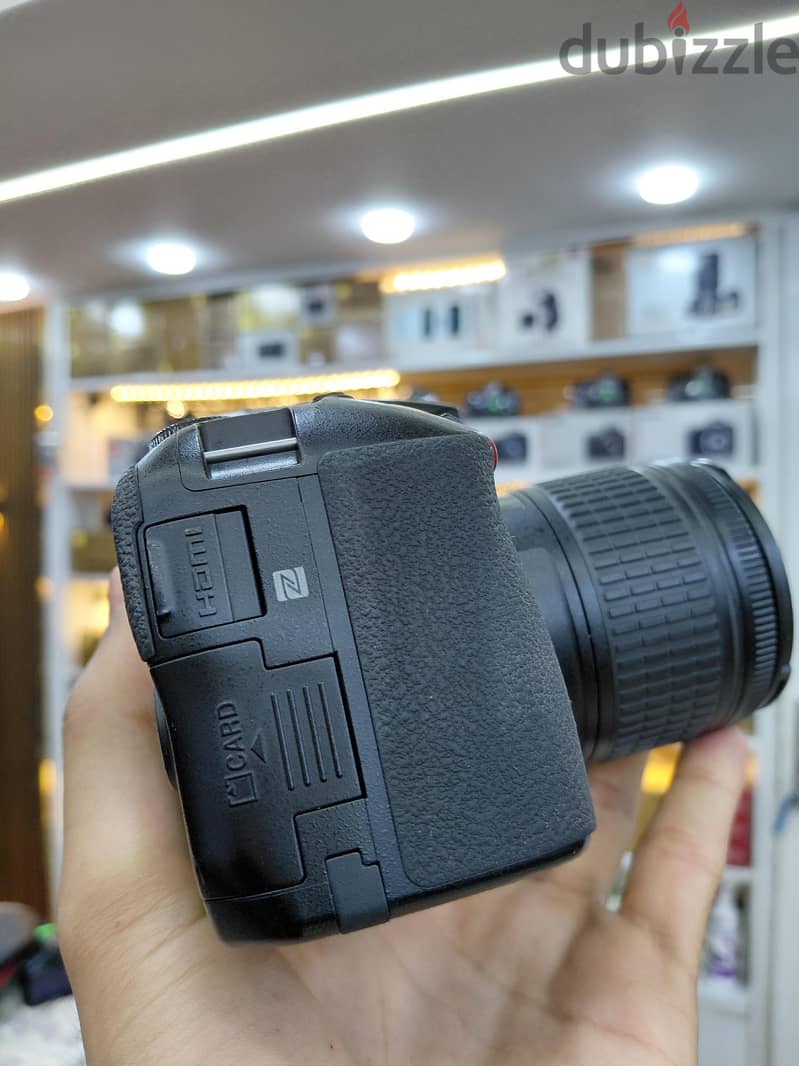 Nikon D5600 4
