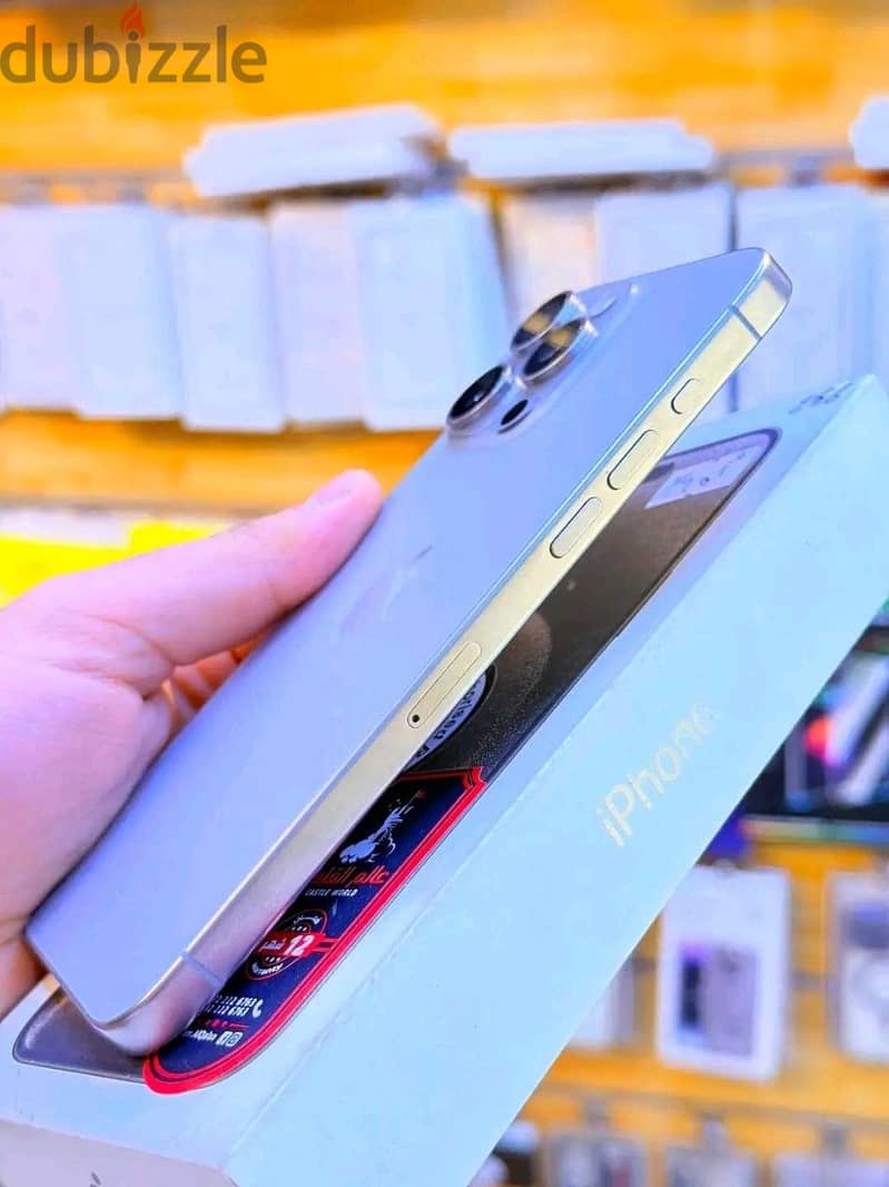 Apple - iPhone 15 Pro Max 1