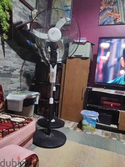 مروحة استاند حالة الجديد