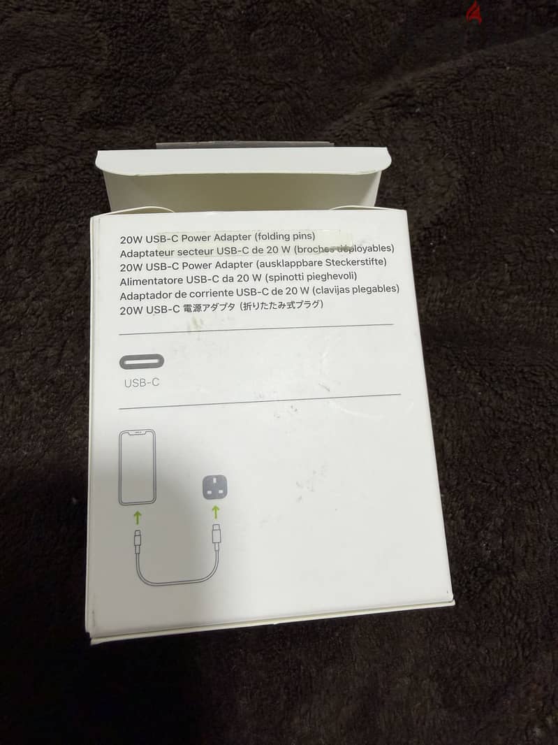 Apple Adapter 20 W 3