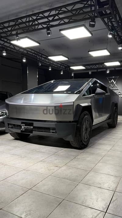 TESLA CYPER TRUCK 2025