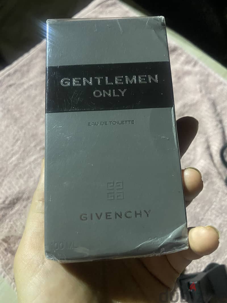 Givenchy gentlemen only perfume 1
