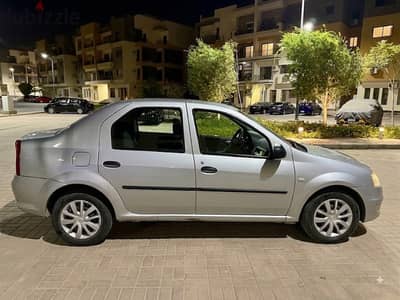 Renault Logan 2010