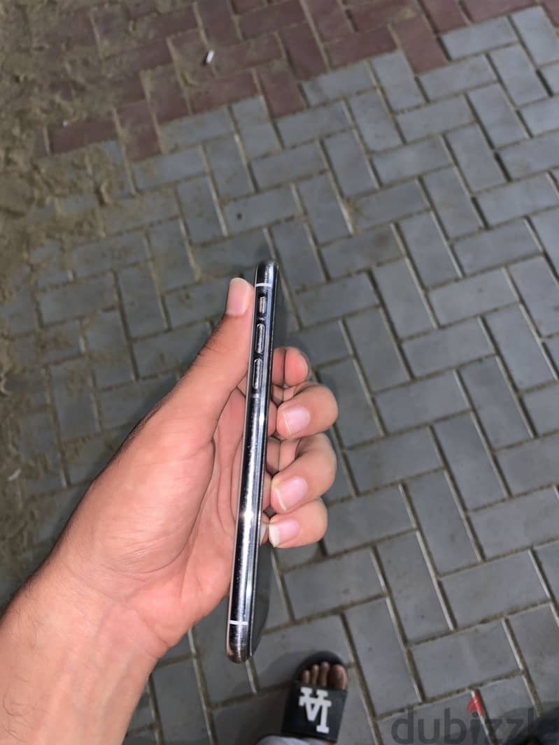 Apple - iPhone XS 1