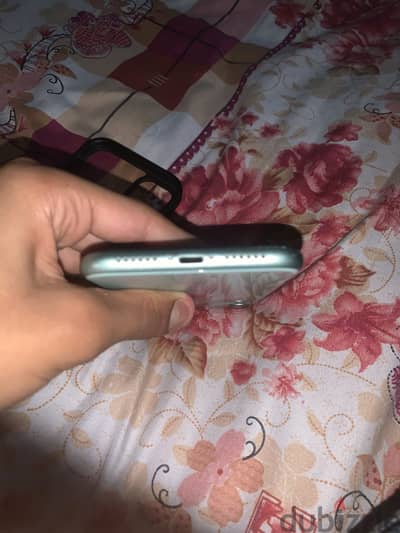 ايفون١١