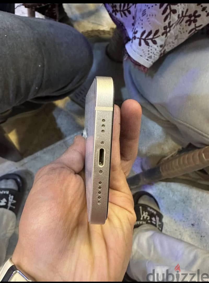 Apple - iPhone 13 4