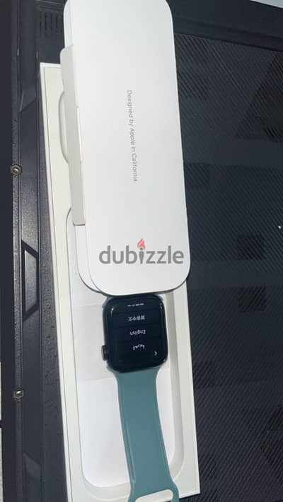 Apple smart watch series Se 2nd generation 40mm midnight