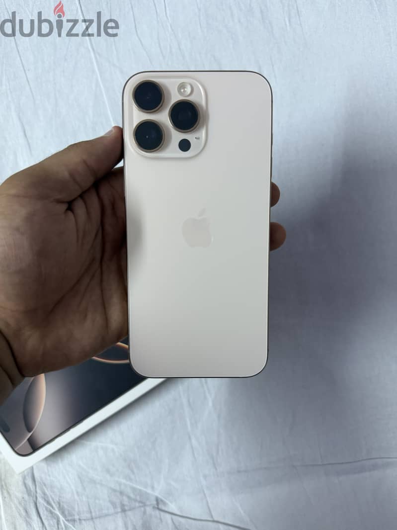 Apple - iPhone 16 Pro Max 4