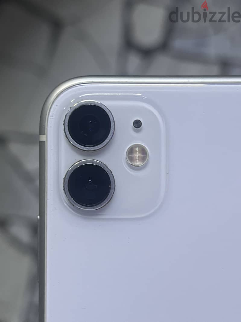 Apple - iPhone 11 5