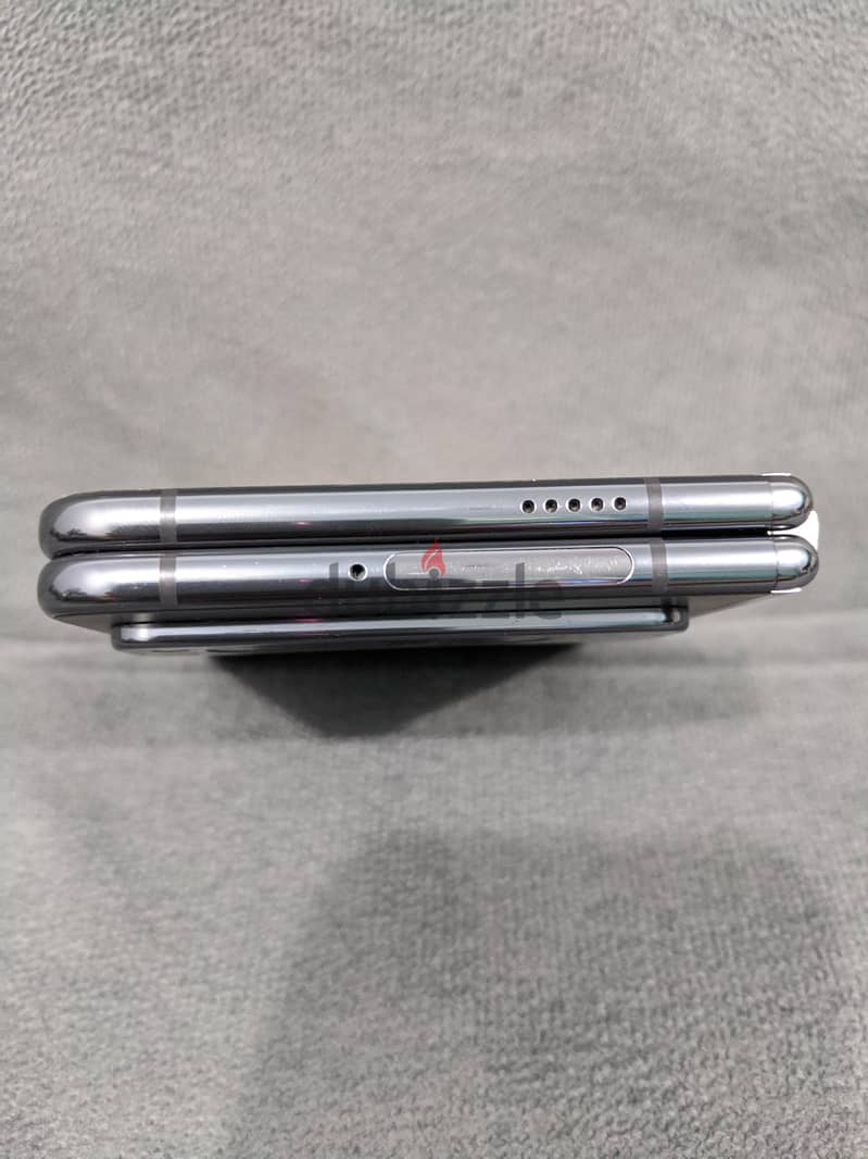 Google Pixel Fold 8