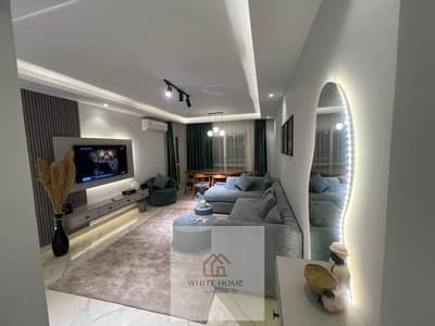 Furnished apartment for rent in Al Rehab City at a very special price. 131 sq m, consisting of 3 rooms and 2 bathrooms, located in Phase 10 near Avenu