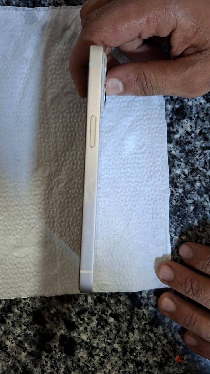 Apple - iPhone 13 1