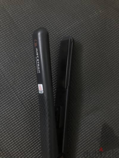 Hair straightener مكواة شعر 220 درجة — model DG041 Just Strait