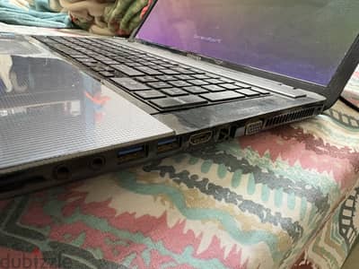 لاب توب Toshiba Core i3 جيل ثالث | RAM 8GB | SSD 128GB + HDD 500GB