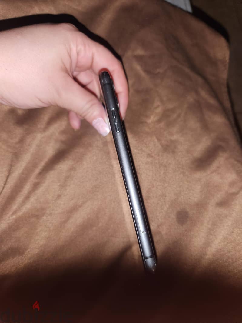 Apple - iPhone 11 4