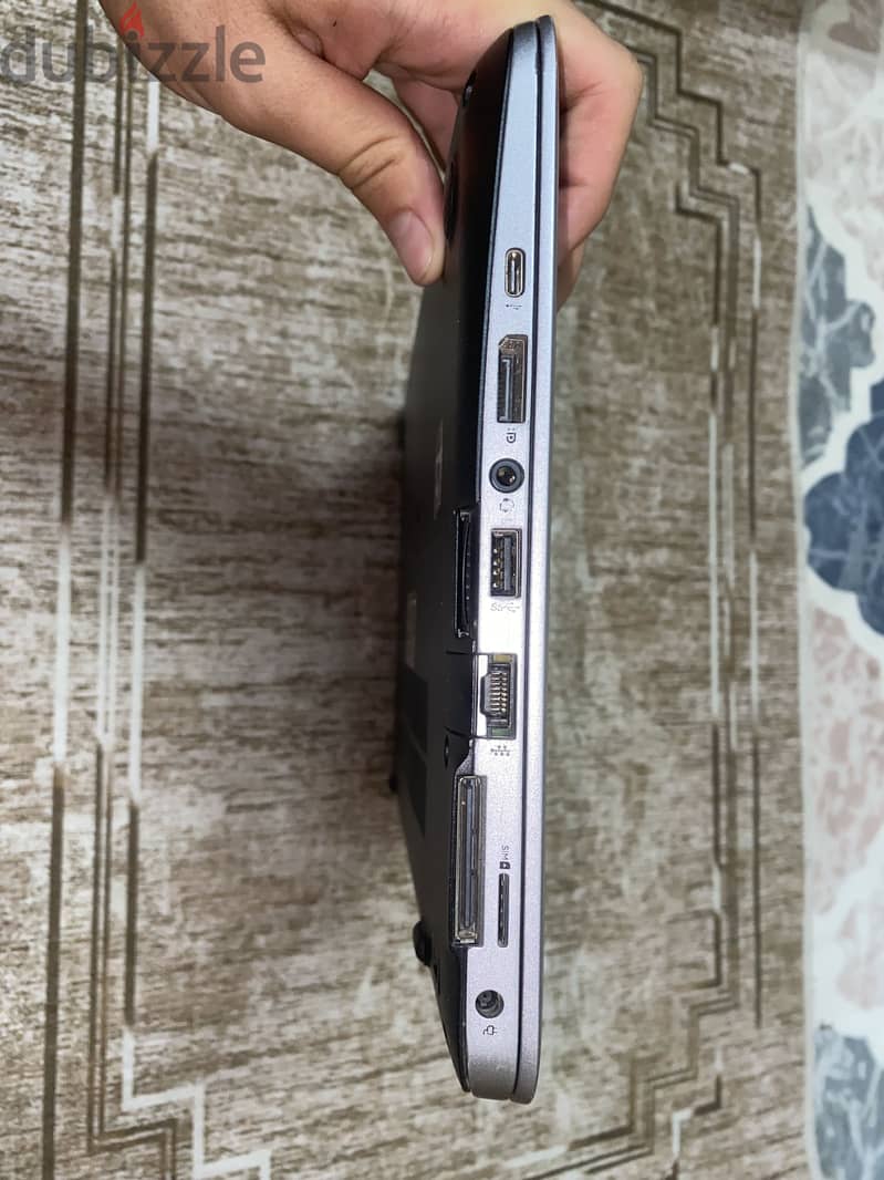 HP EliteBook 820 G3 1
