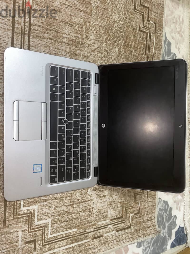 HP EliteBook 820 G3 5