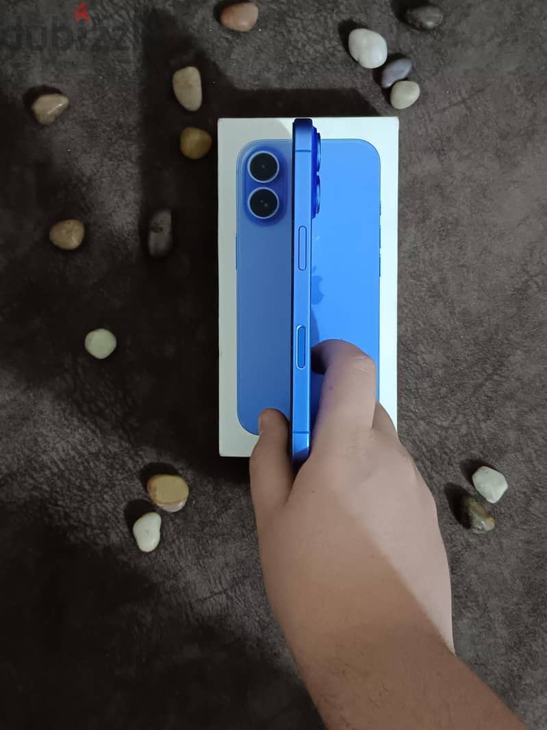 Apple - iPhone 16 1