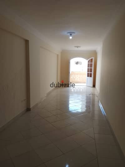 Believe it or not, an apartment for rent in the upscale location of Sidi Bishr on Khaled Ibn Al-Walid Street, for those who love upscale living.