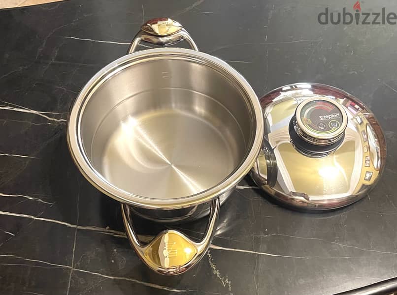آنية طبخ 2