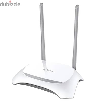 اكسس بوينت tplink مقوي اشاره بحاله ممتازه بكل مشتملاته وعلبته