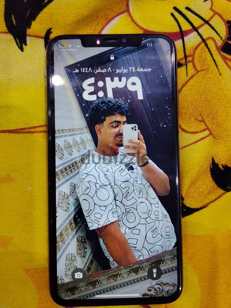 Apple - iPhone XS Max 1