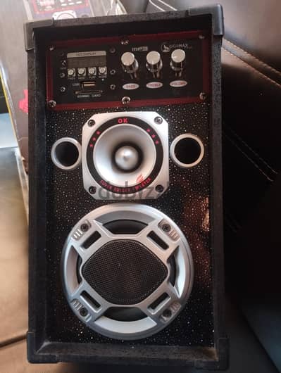 سماعة سبيكر Gigamax Plus G-4 بالريموت كنترول