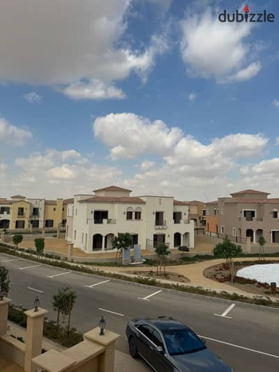 Ready to Move  & Very Prime Location Twin House for Sale in City Gate Diar Qatari  New Cairo