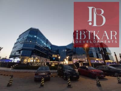 Shop available for immediate handover in an operational mall; includes 74 sqm of indoor space and 39 sqm of outdoor seating, located directly next to