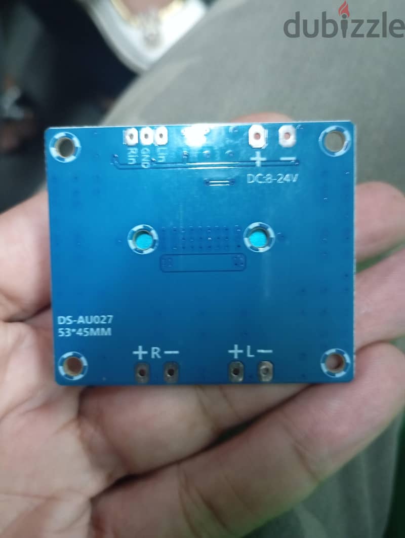 dual-channel digital audio power amplifier 1