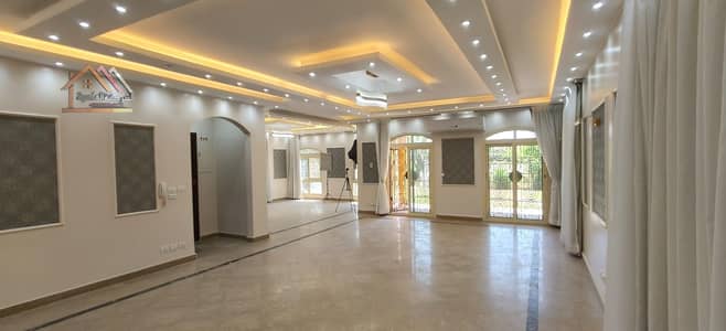 فيلا نموذج w استاند الون فيو الجولف والبحيرات مطبخ وتكييفات وستاير