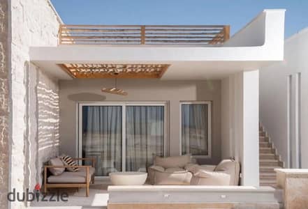 Beach chalet with garden and direct view of the lagoon in Seychelles