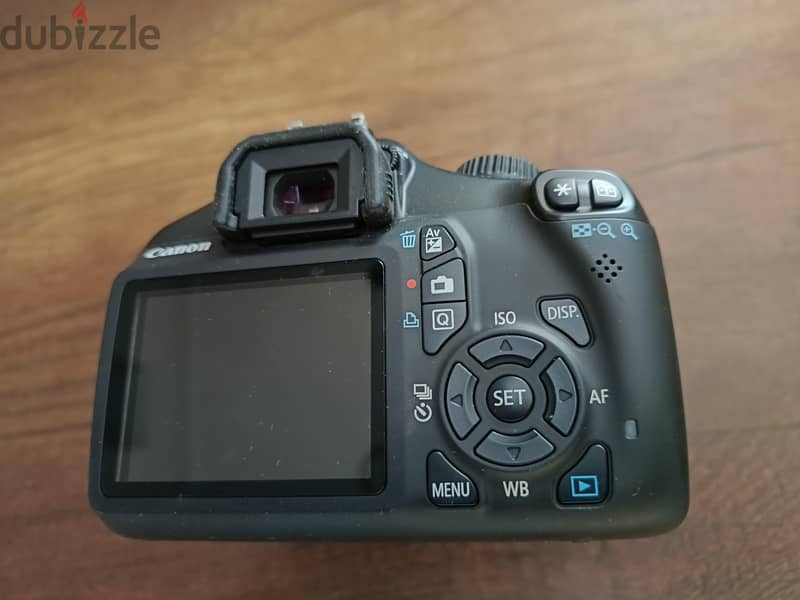 canon EOS 1100 D 4