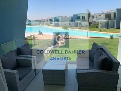شاليه للبيع في Fouka Bay بسعر أقل من سعر السوق، موقع مميز جدًا وإطلالة مباشرة على اللاجون.