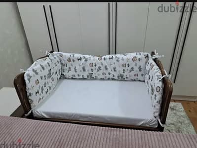 Title Children's wooden crib + mattress + bumpers