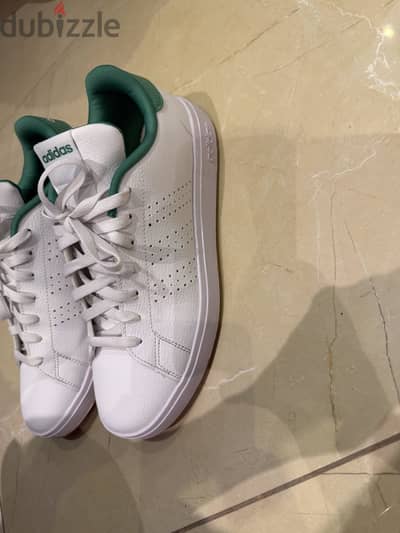 Adidas Advantage base 2.0 size 44