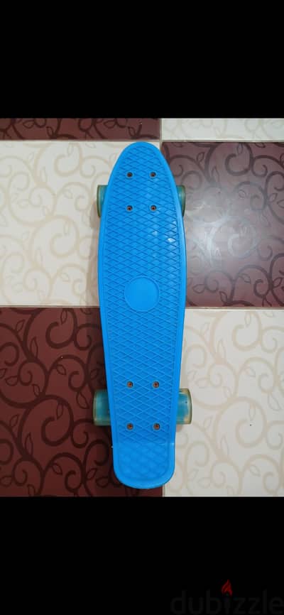 skateboard لوح تزلج