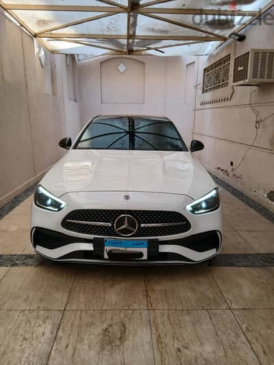 Mercedes-Benz C200 2022 Amg night package  الشكل الجديد مرسيدس  سي 200