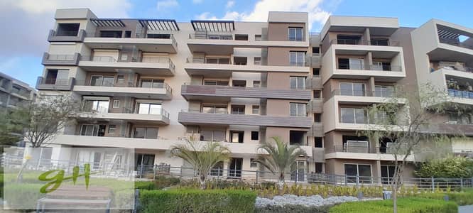شقة متشطبه بالكامل و تكيفات في بالم هيلز القاهرة الجديدة Palm Hills New Cairo