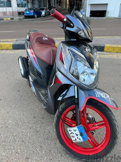 SYM  Sr 2020