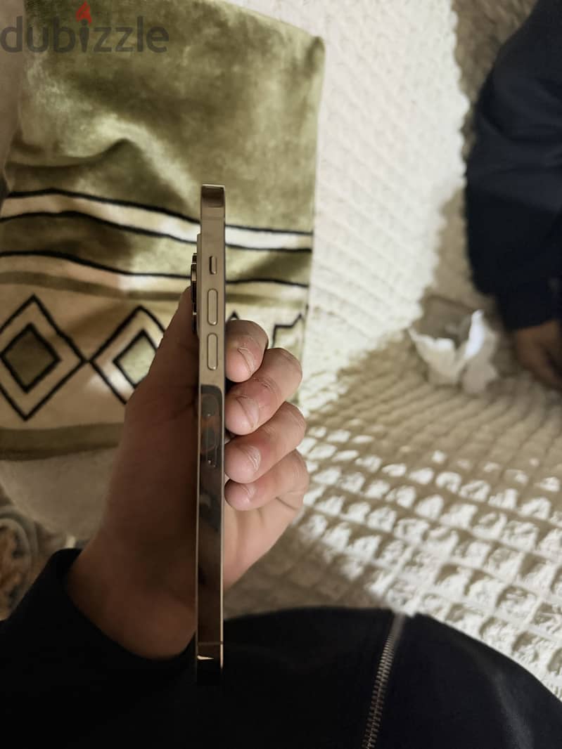 Apple - iPhone 14 Pro Max 3